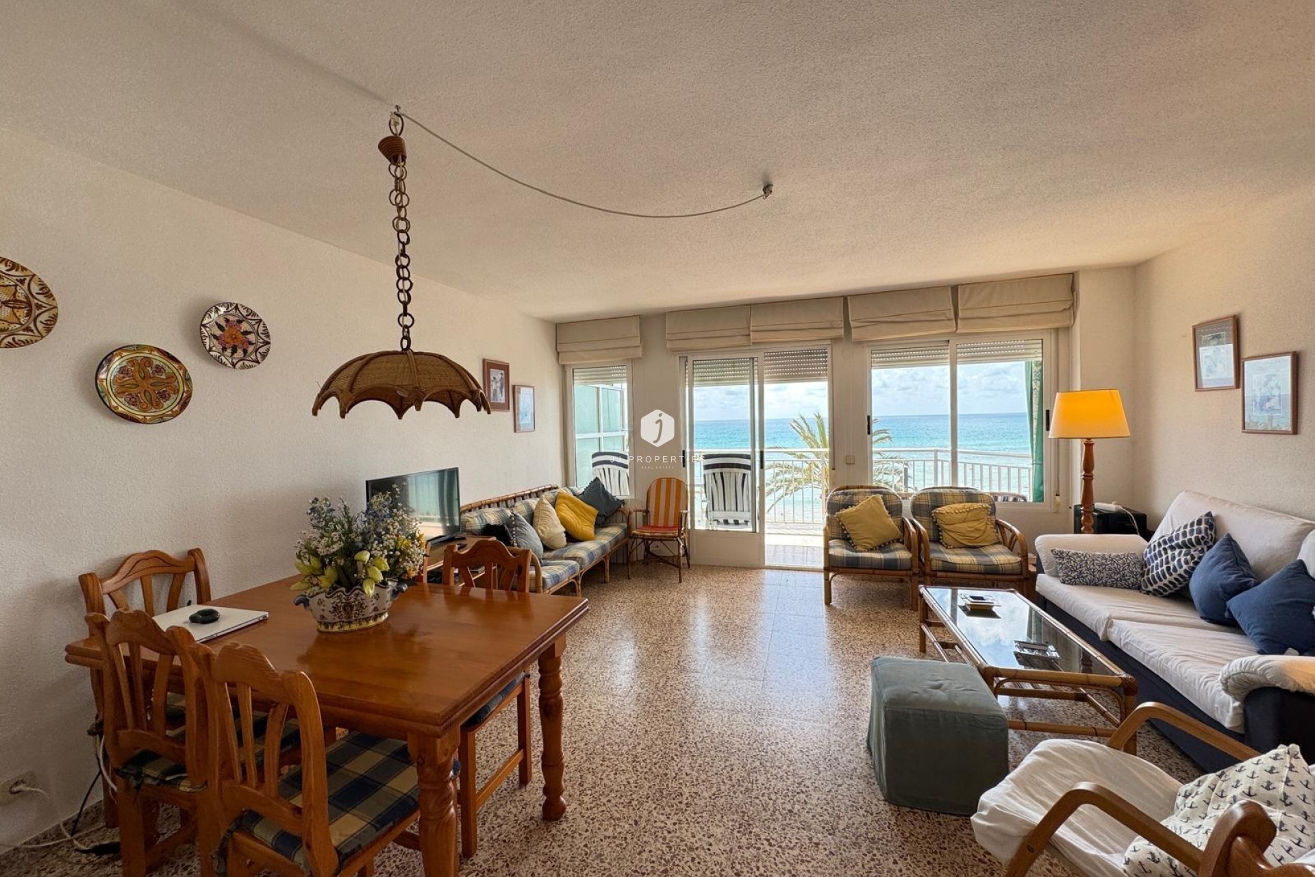 Aus zweiter Hand - Wohnung -
Torrevieja - Playa del Cura