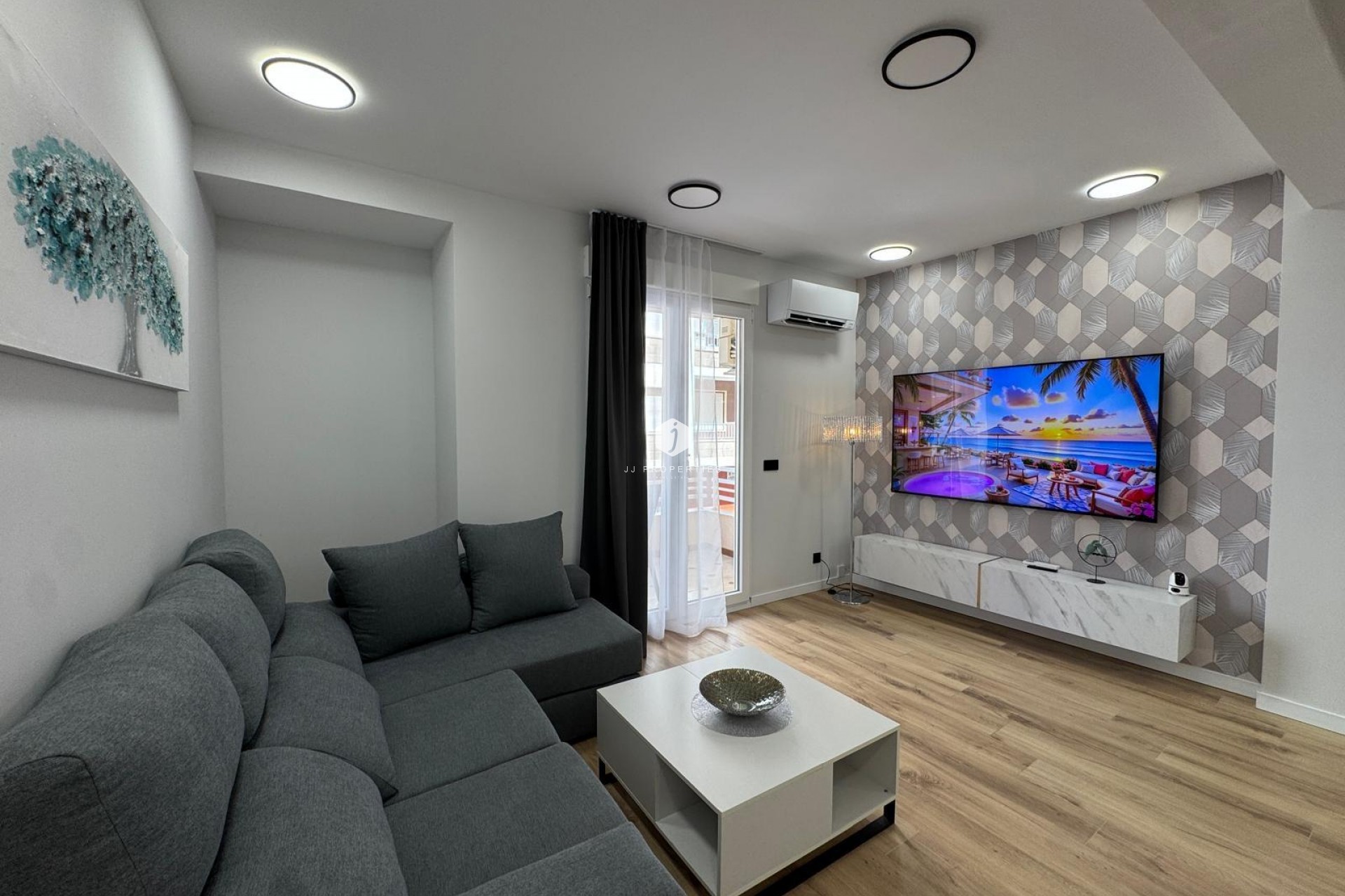 Aus zweiter Hand - Wohnung -
Torrevieja - Playa del Cura