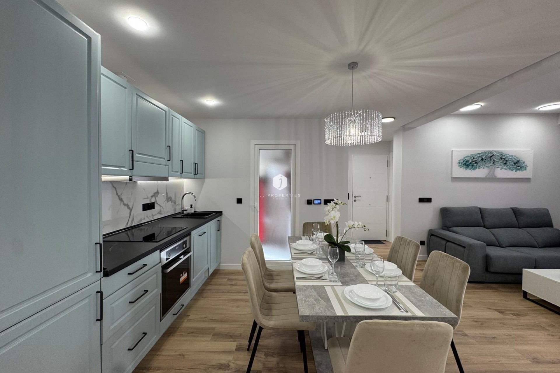 Aus zweiter Hand - Wohnung -
Torrevieja - Playa del Cura