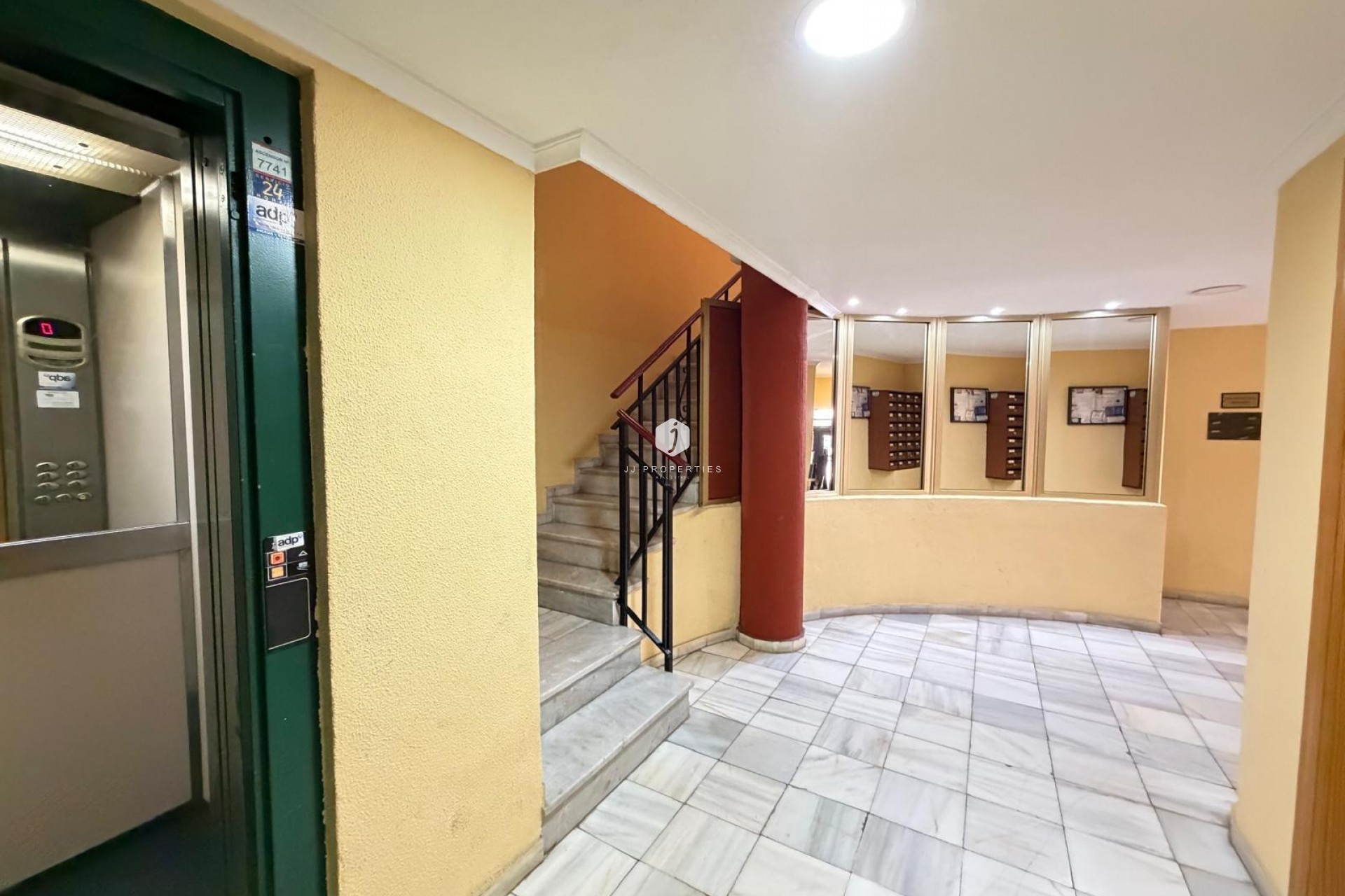 Aus zweiter Hand - Wohnung -
Torrevieja - Playa del Cura