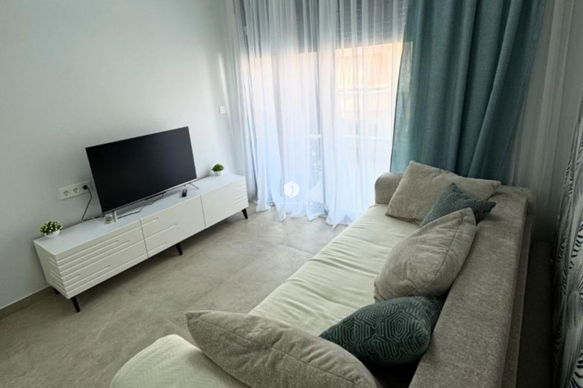 Aus zweiter Hand - Wohnung -
Torrevieja - Playa del Cura