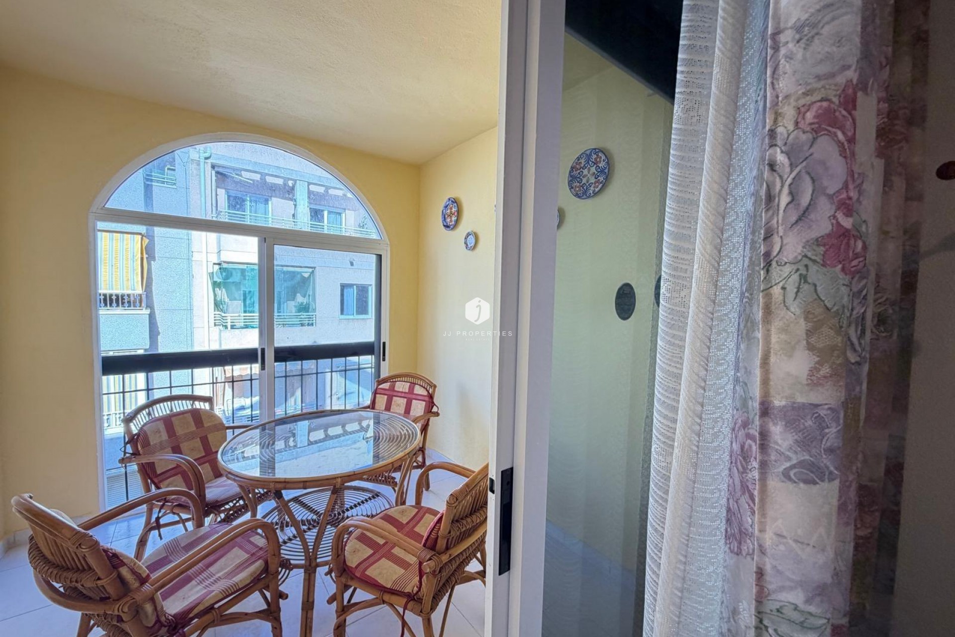 Aus zweiter Hand - Wohnung -
Torrevieja - Playa del Cura