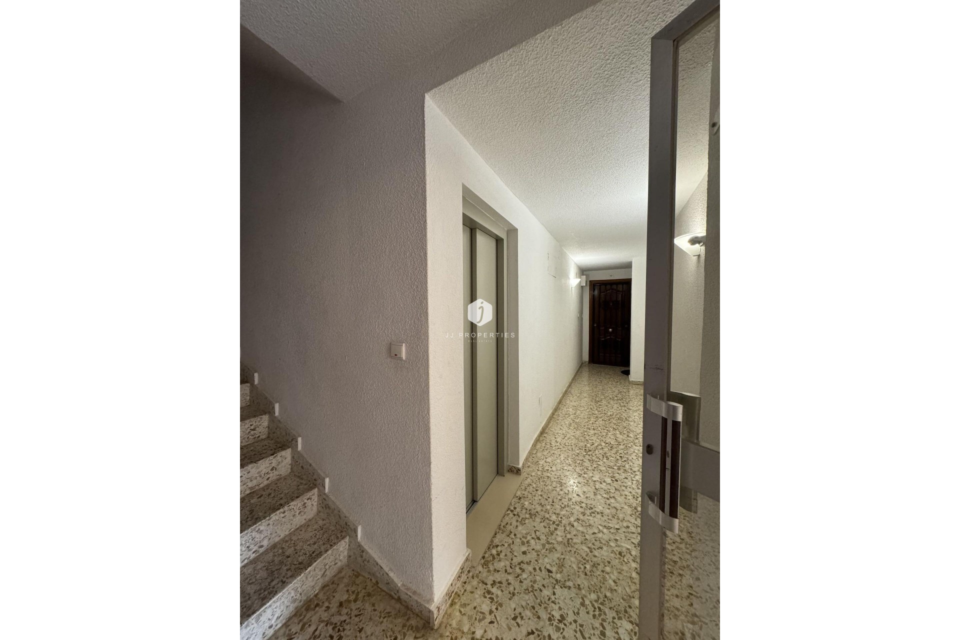 Aus zweiter Hand - Wohnung -
Torrevieja - Playa del Cura