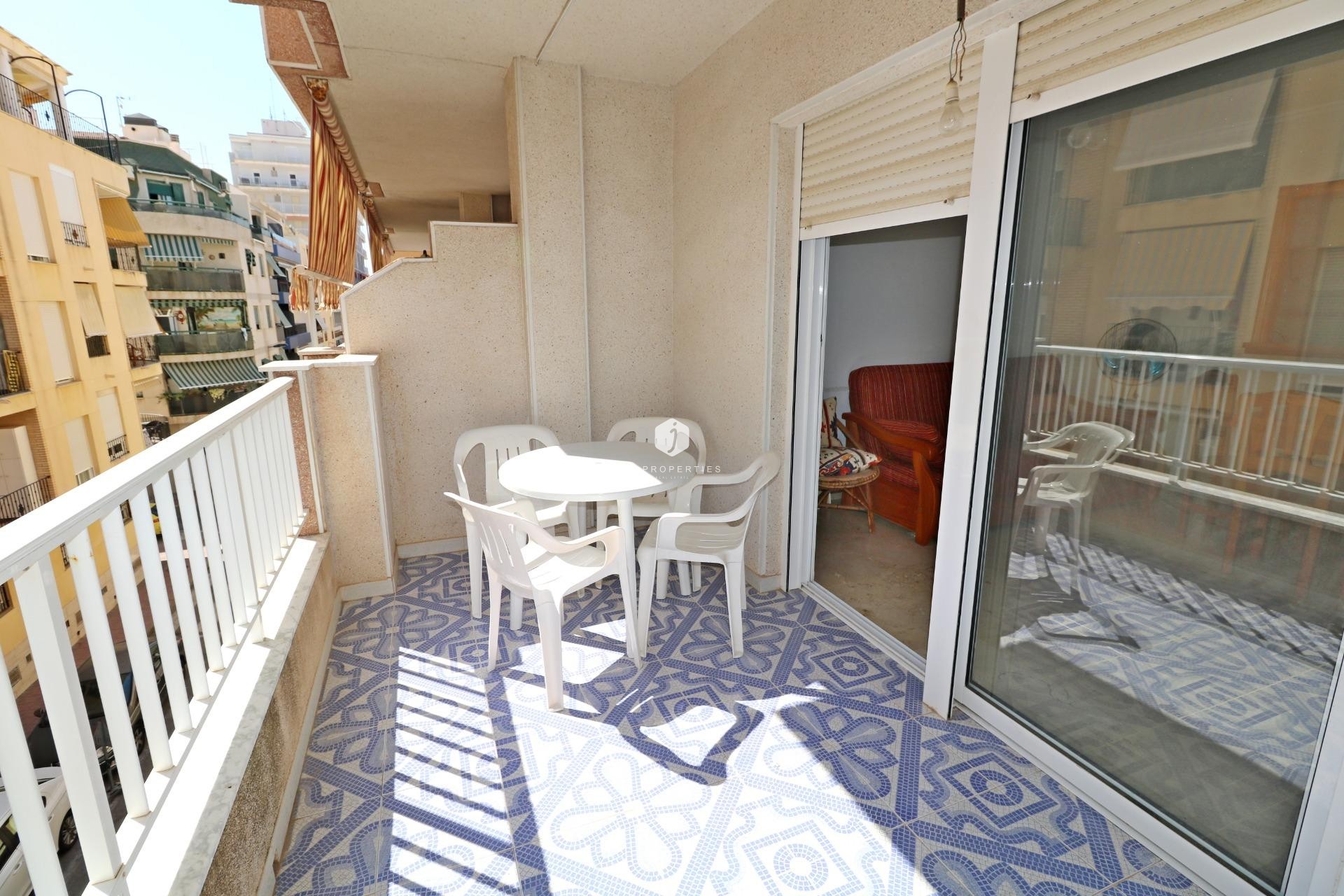 Aus zweiter Hand - Wohnung -
Torrevieja - Playa del Cura