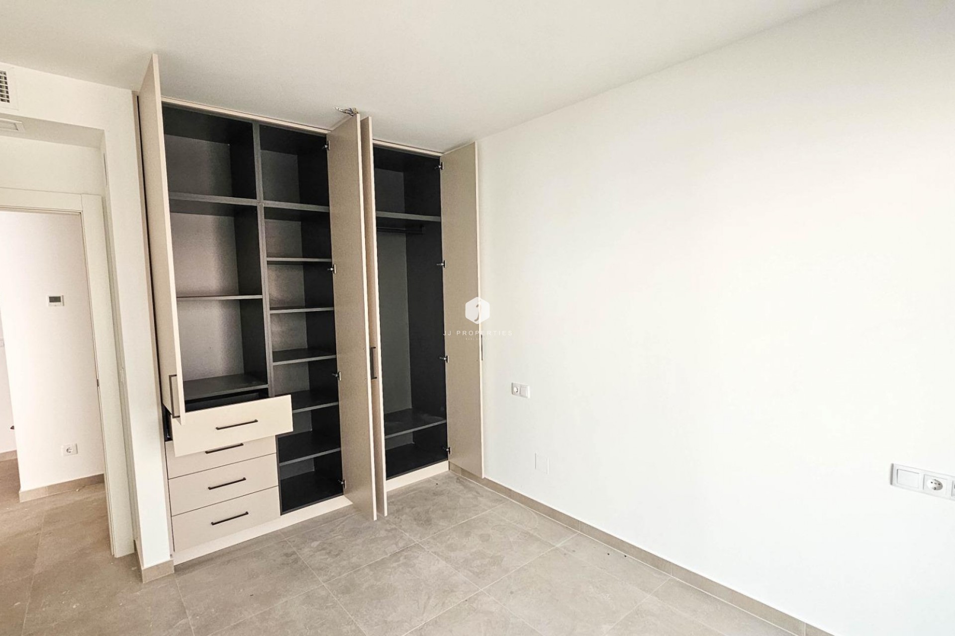Aus zweiter Hand - Wohnung -
Torrevieja - Playa del Cura