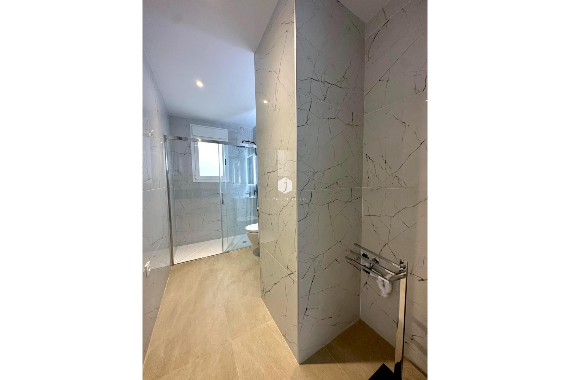 Aus zweiter Hand - Wohnung -
Torrevieja - Playa del Cura
