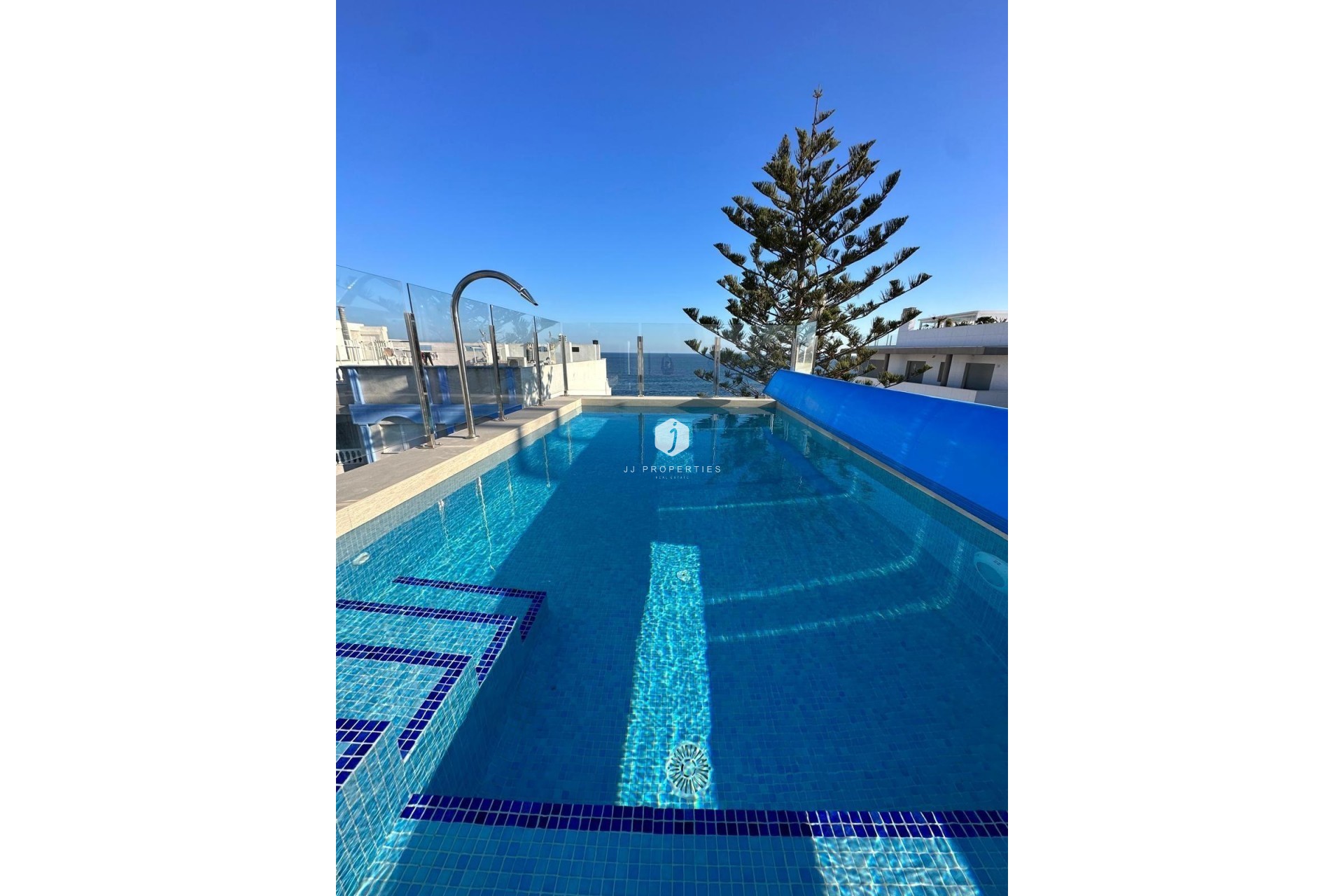 Aus zweiter Hand - Wohnung -
Torrevieja - Playa del Cura