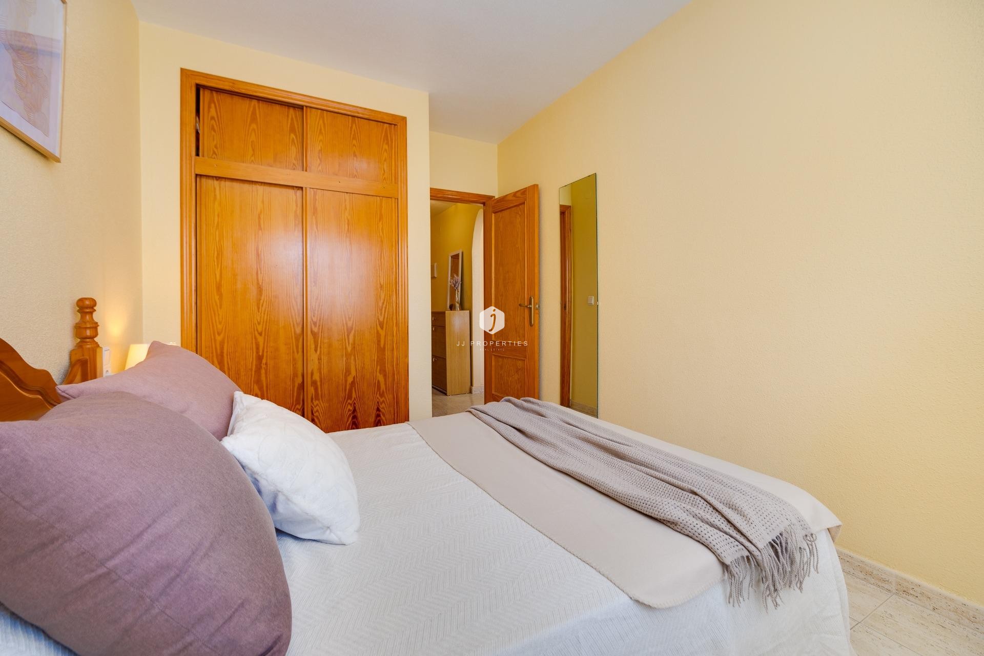 Aus zweiter Hand - Wohnung -
Torrevieja - Playa del Cura