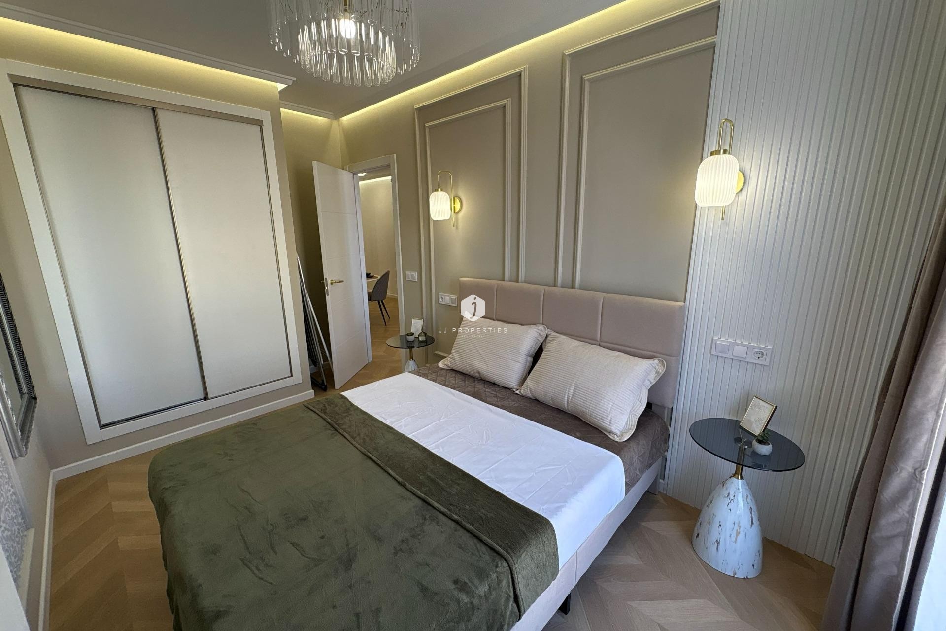 Aus zweiter Hand - Wohnung -
Torrevieja - Playa del Cura