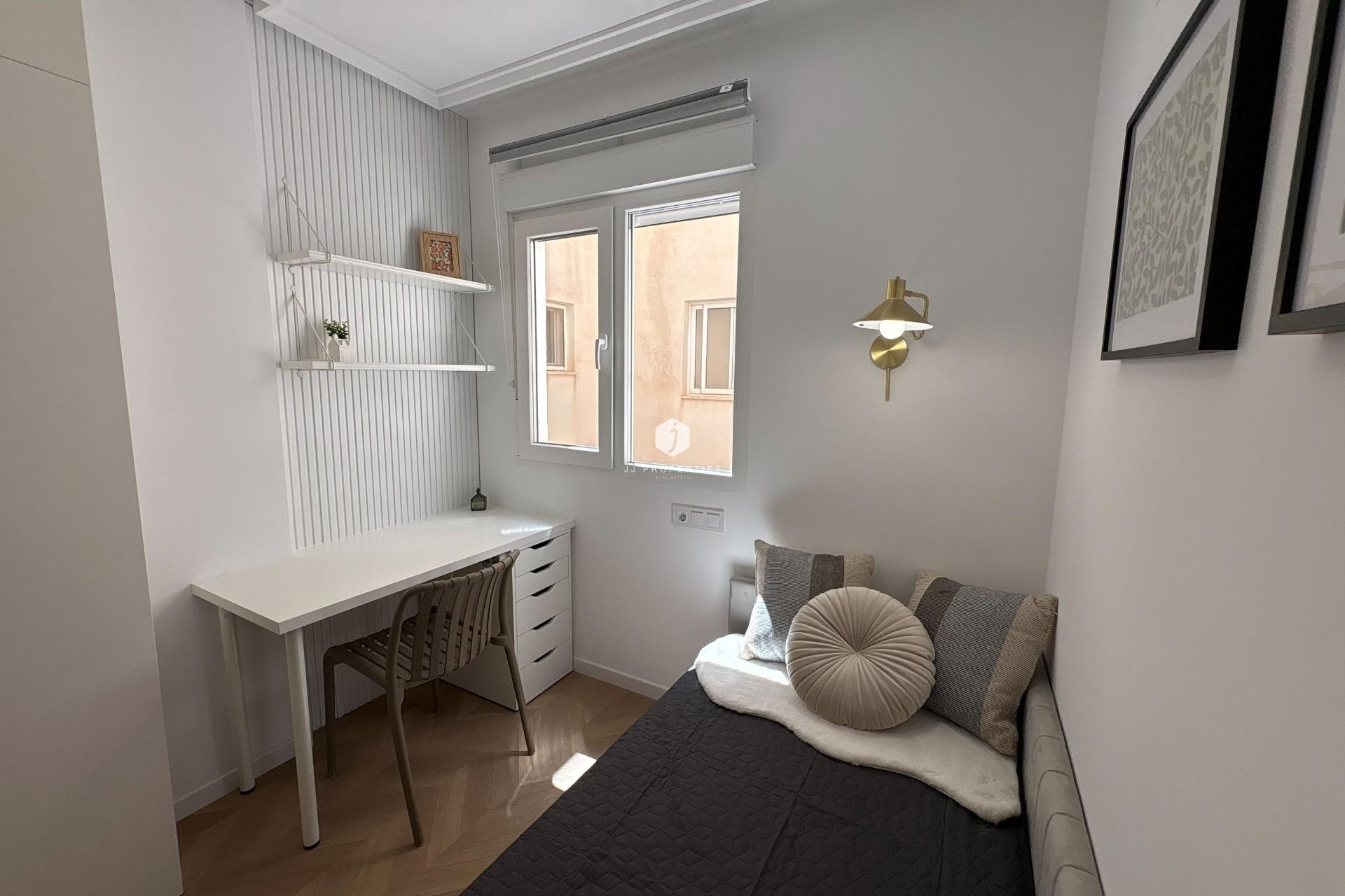 Aus zweiter Hand - Wohnung -
Torrevieja - Playa del Cura