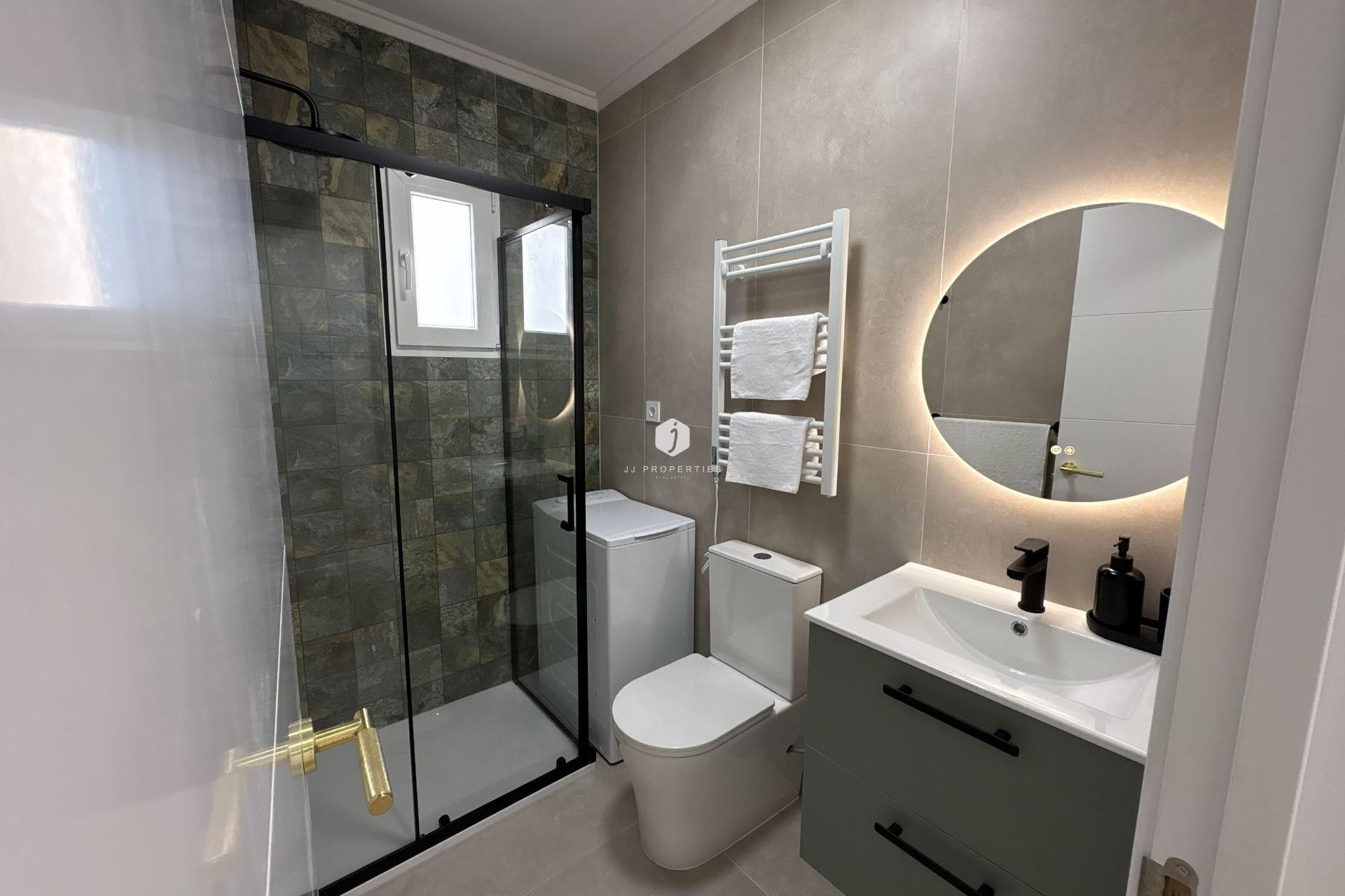 Aus zweiter Hand - Wohnung -
Torrevieja - Playa del Cura