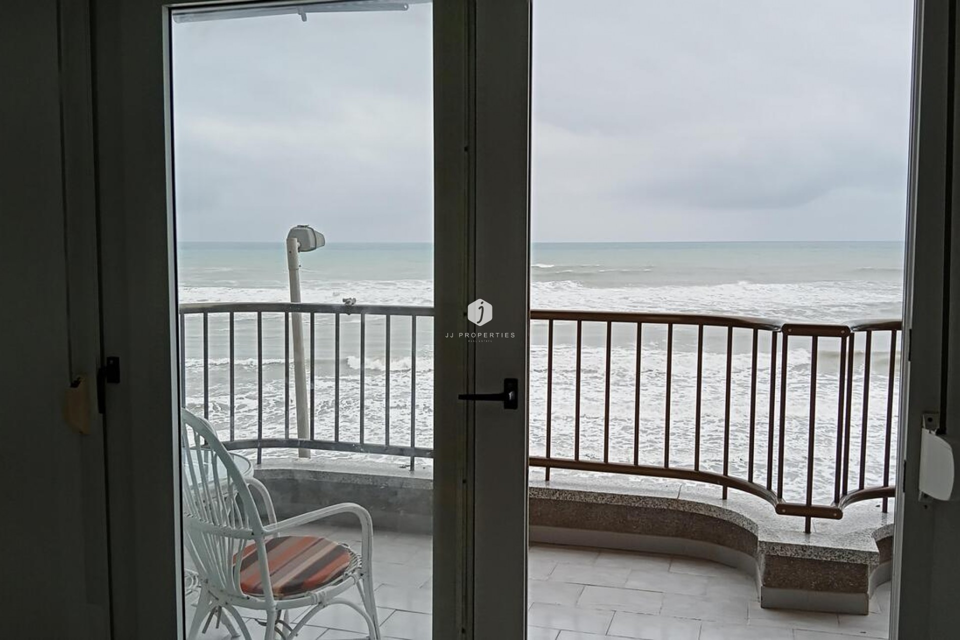 Aus zweiter Hand - Wohnung -
Torrevieja - PLAYA LOS LOCOS