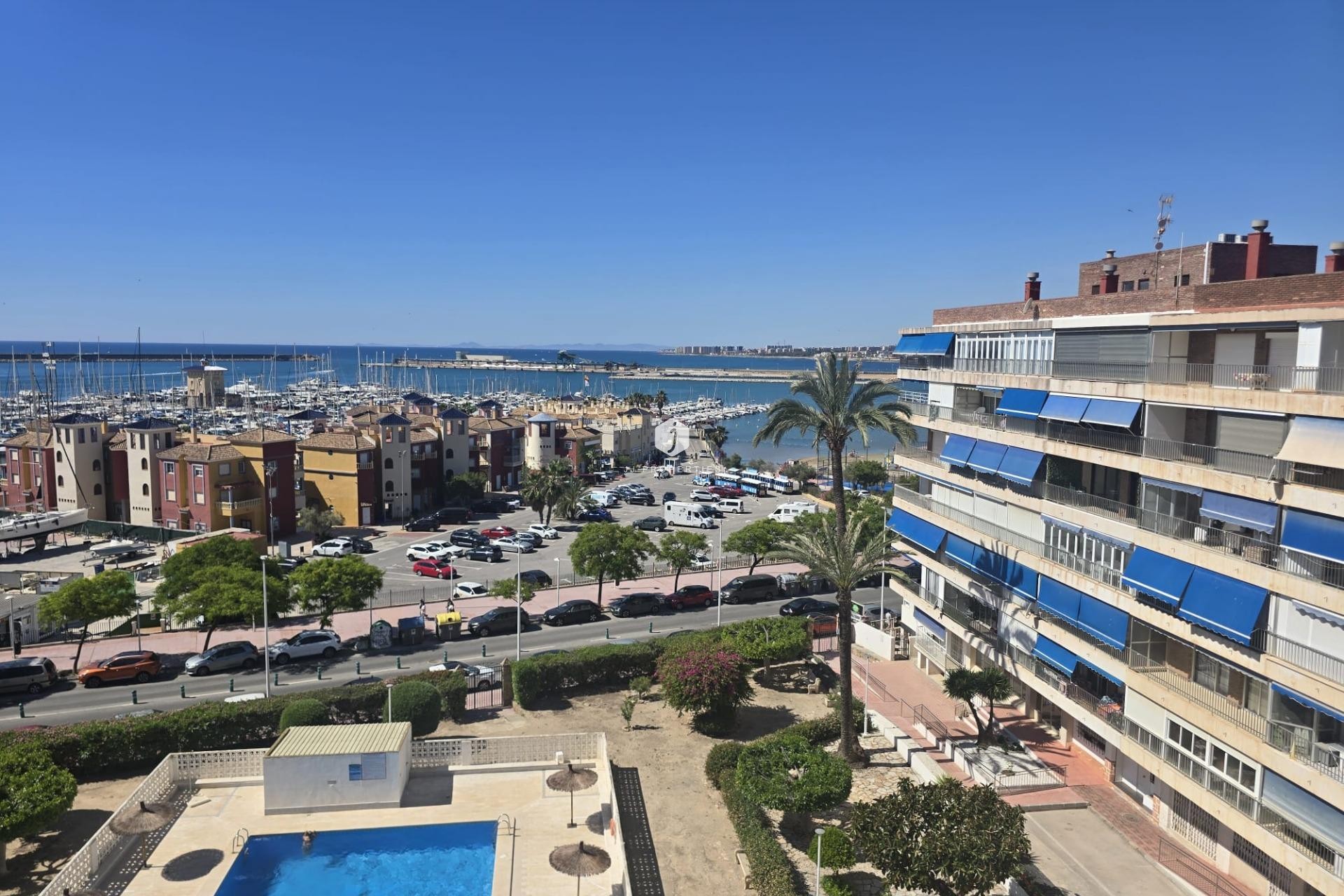 Aus zweiter Hand - Wohnung -
Torrevieja - Puerto Deportivo Marina Salinas