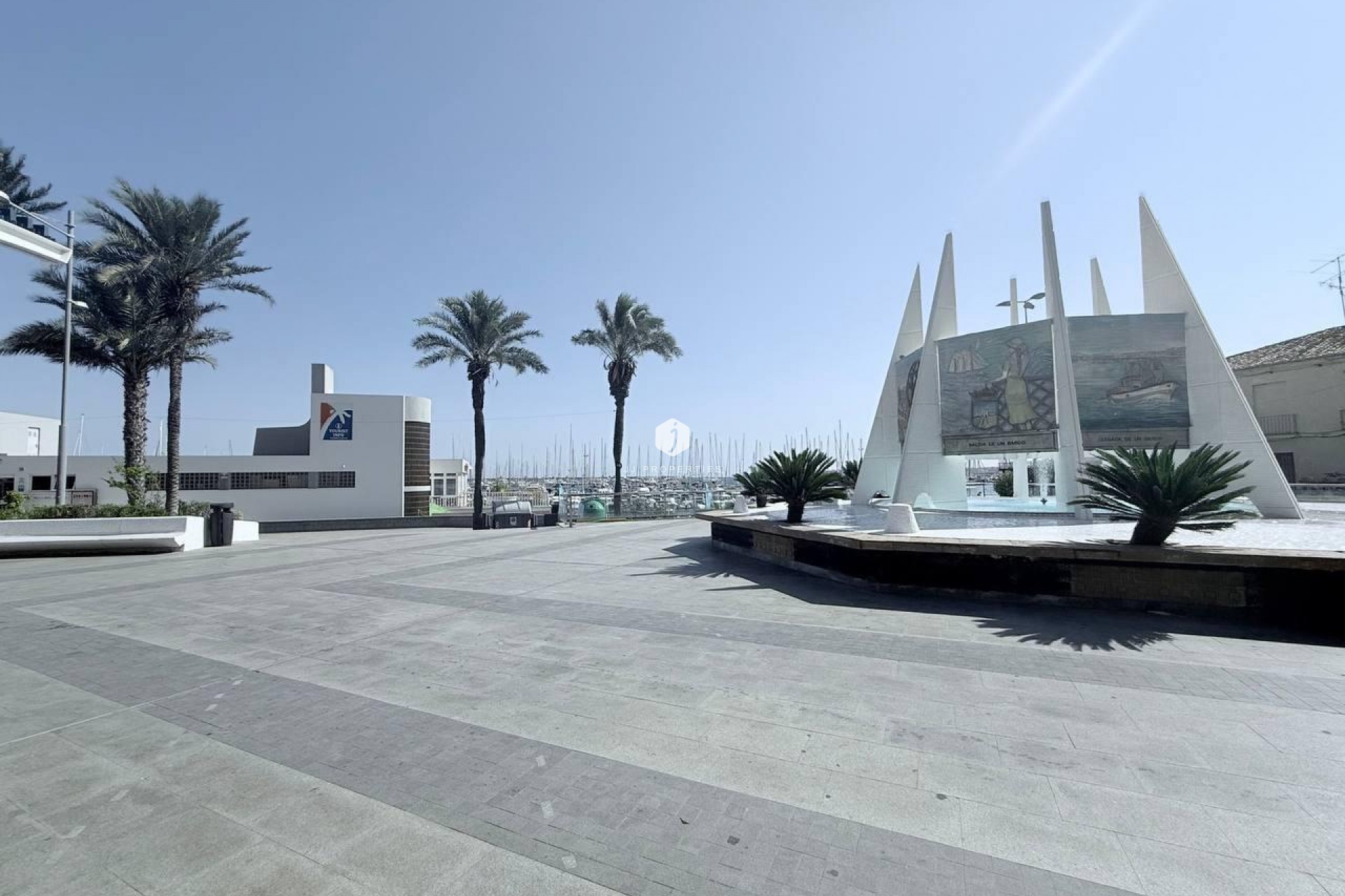 Aus zweiter Hand - Wohnung -
Torrevieja - Puerto