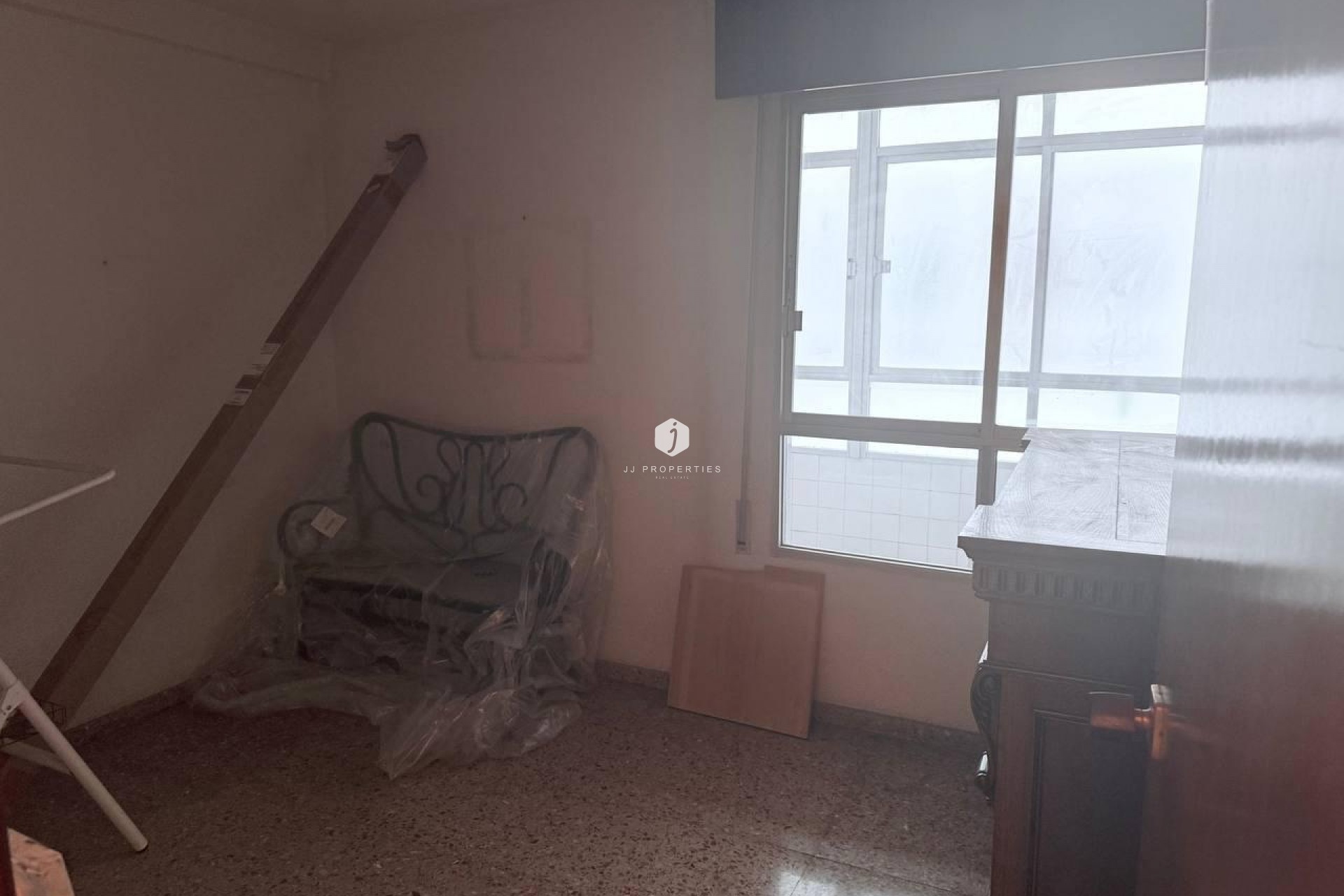 Aus zweiter Hand - Wohnung -
Torrevieja - Puerto