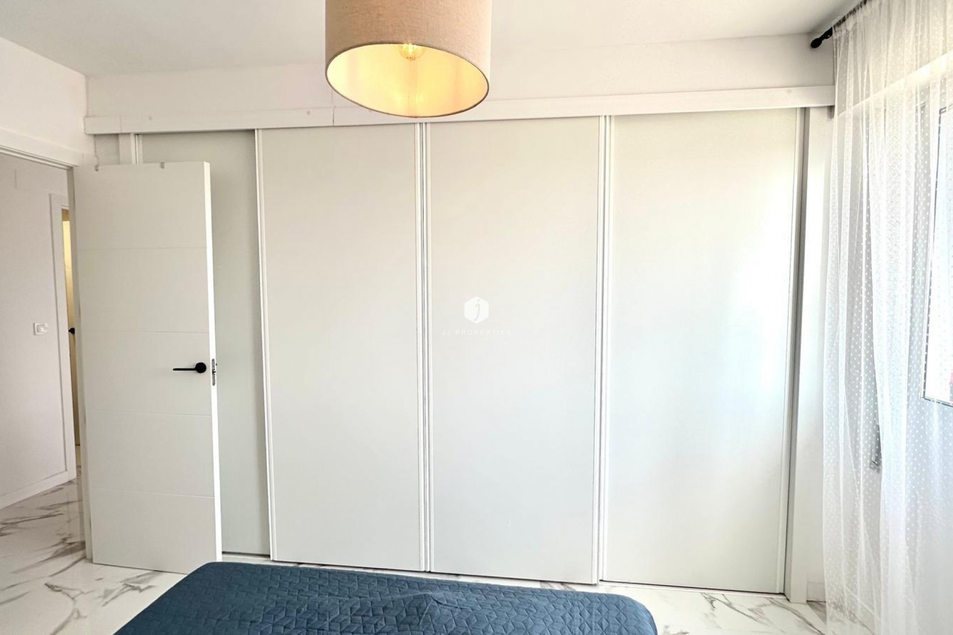 Aus zweiter Hand - Wohnung -
Torrevieja - Punta prima