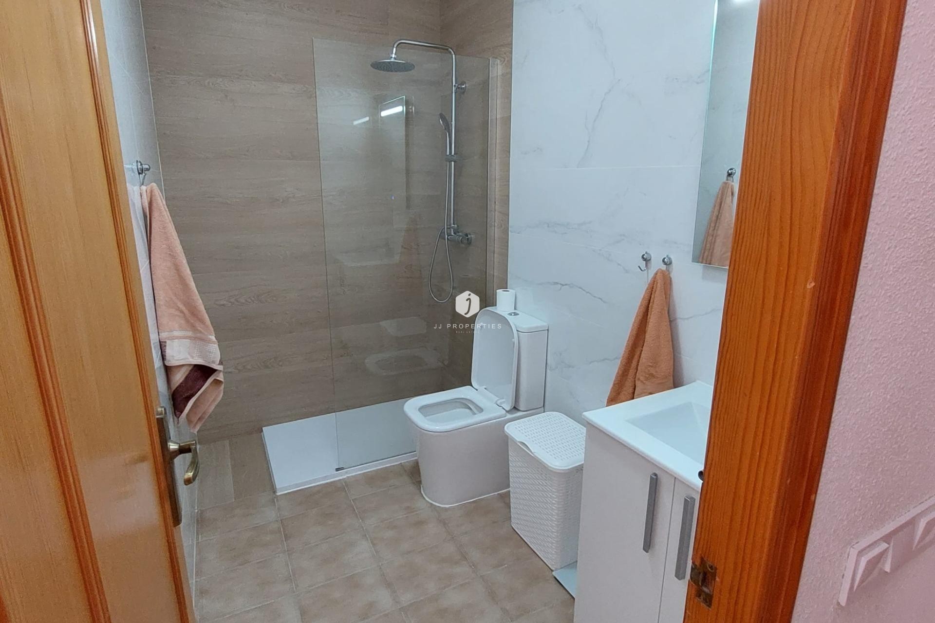 Aus zweiter Hand - Wohnung -
Torrevieja - Punta prima