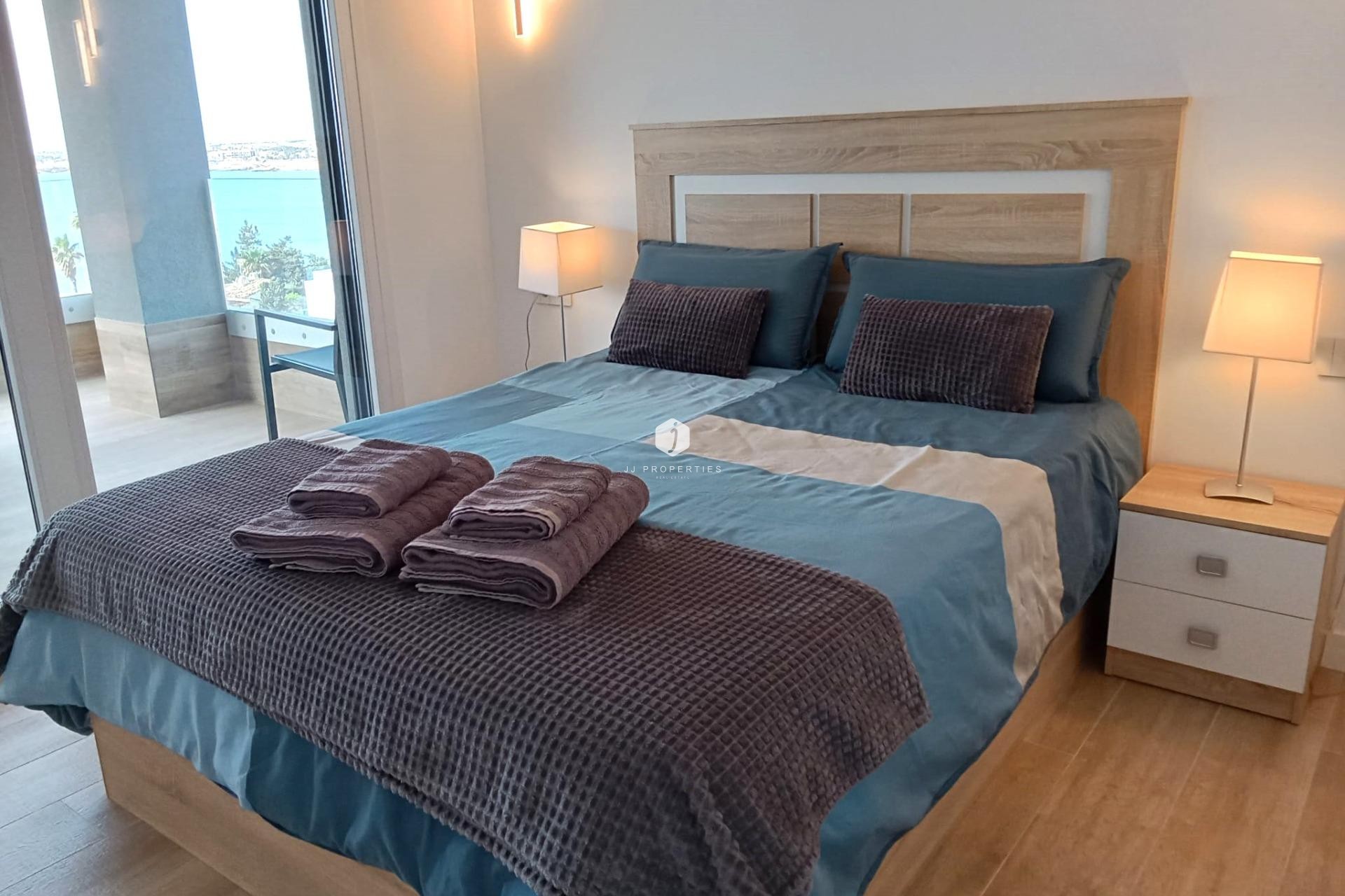 Aus zweiter Hand - Wohnung -
Torrevieja - Punta prima