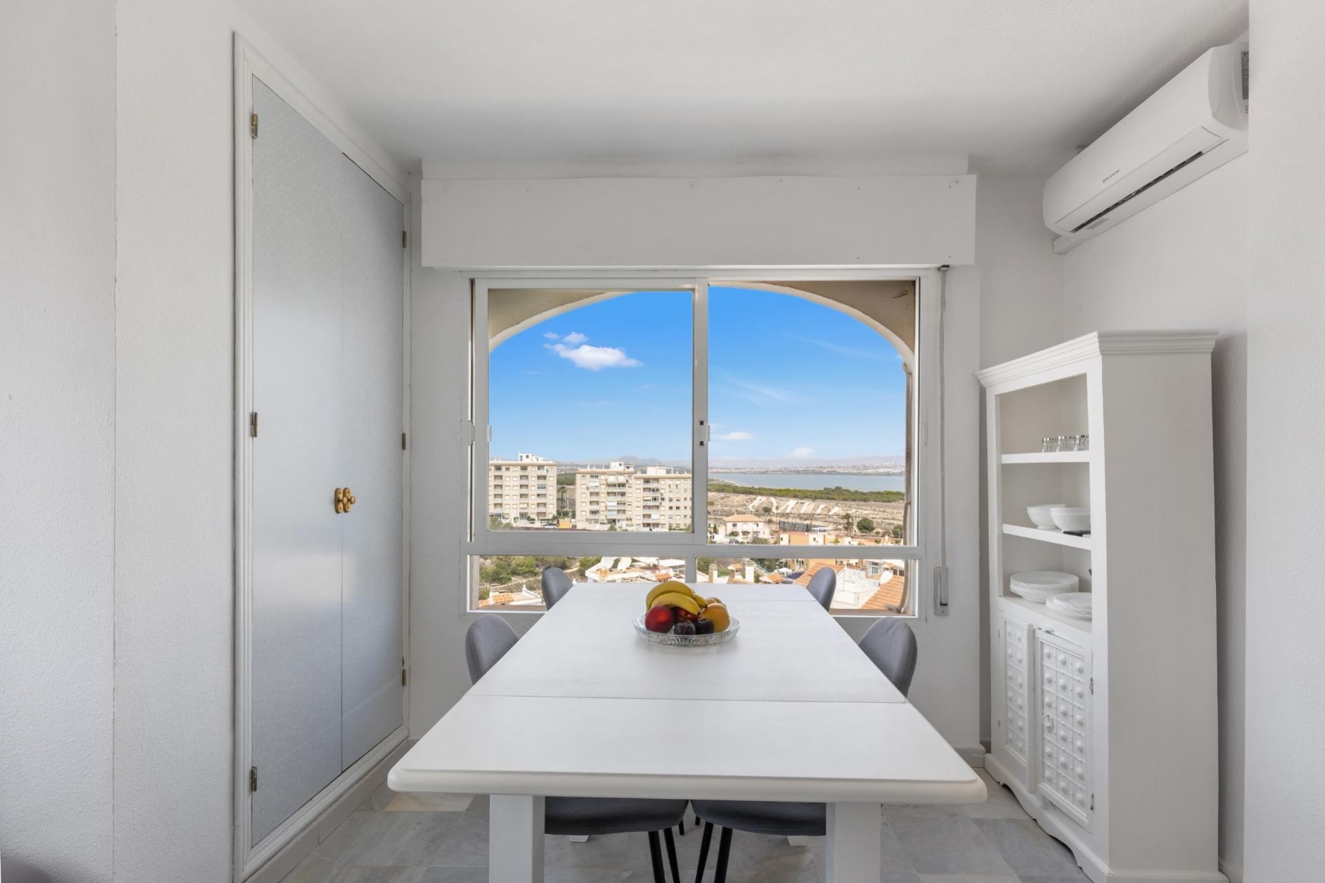 Aus zweiter Hand - Wohnung -
Torrevieja - Torre la mata