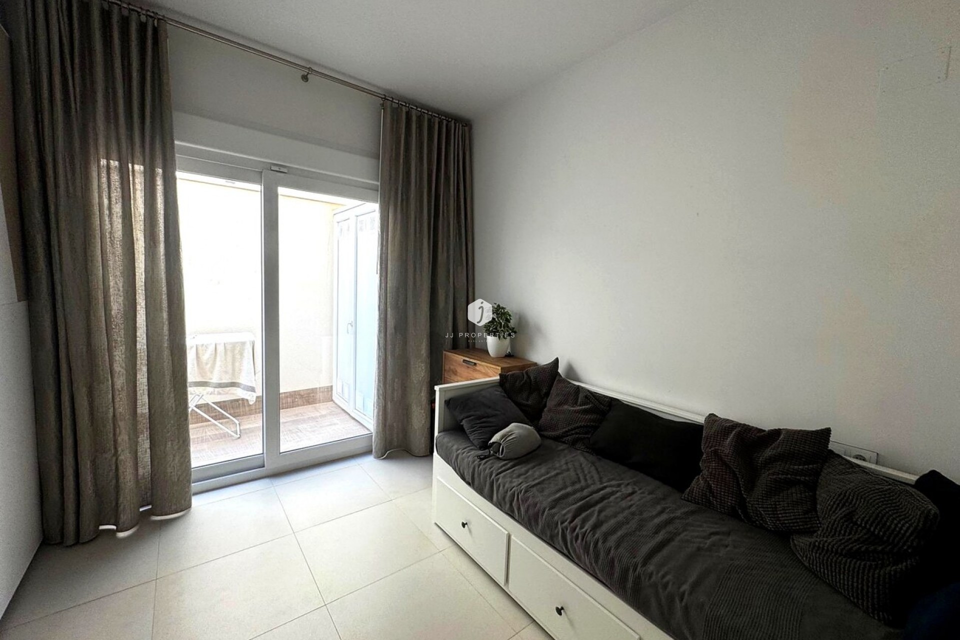 Aus zweiter Hand - Wohnung -
Torrevieja - Torreta Florida