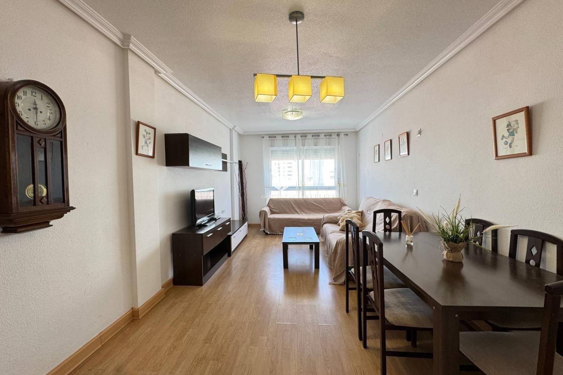 Aus zweiter Hand - Wohnung -
Torrevieja