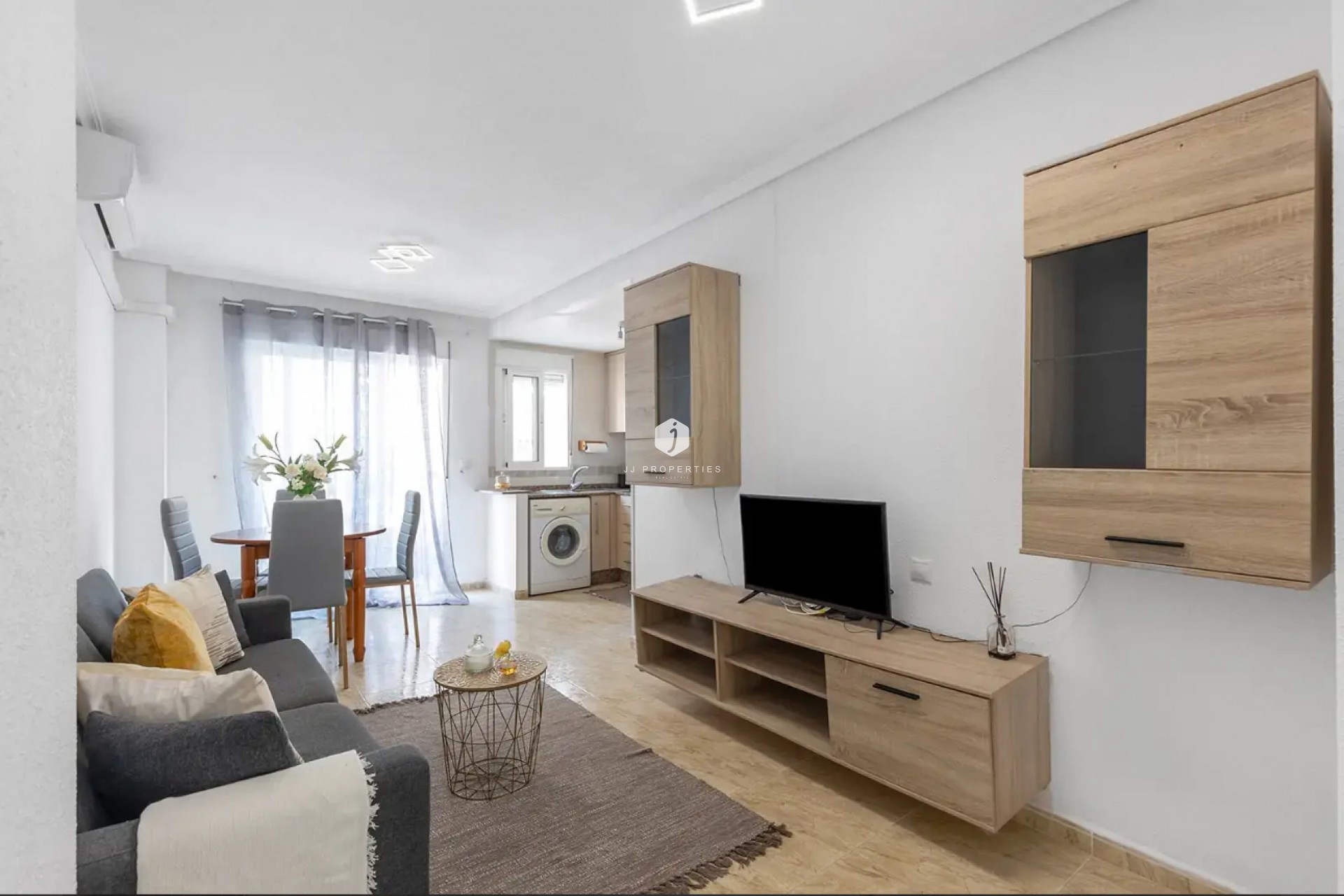 Aus zweiter Hand - Wohnung -
Torrevieja