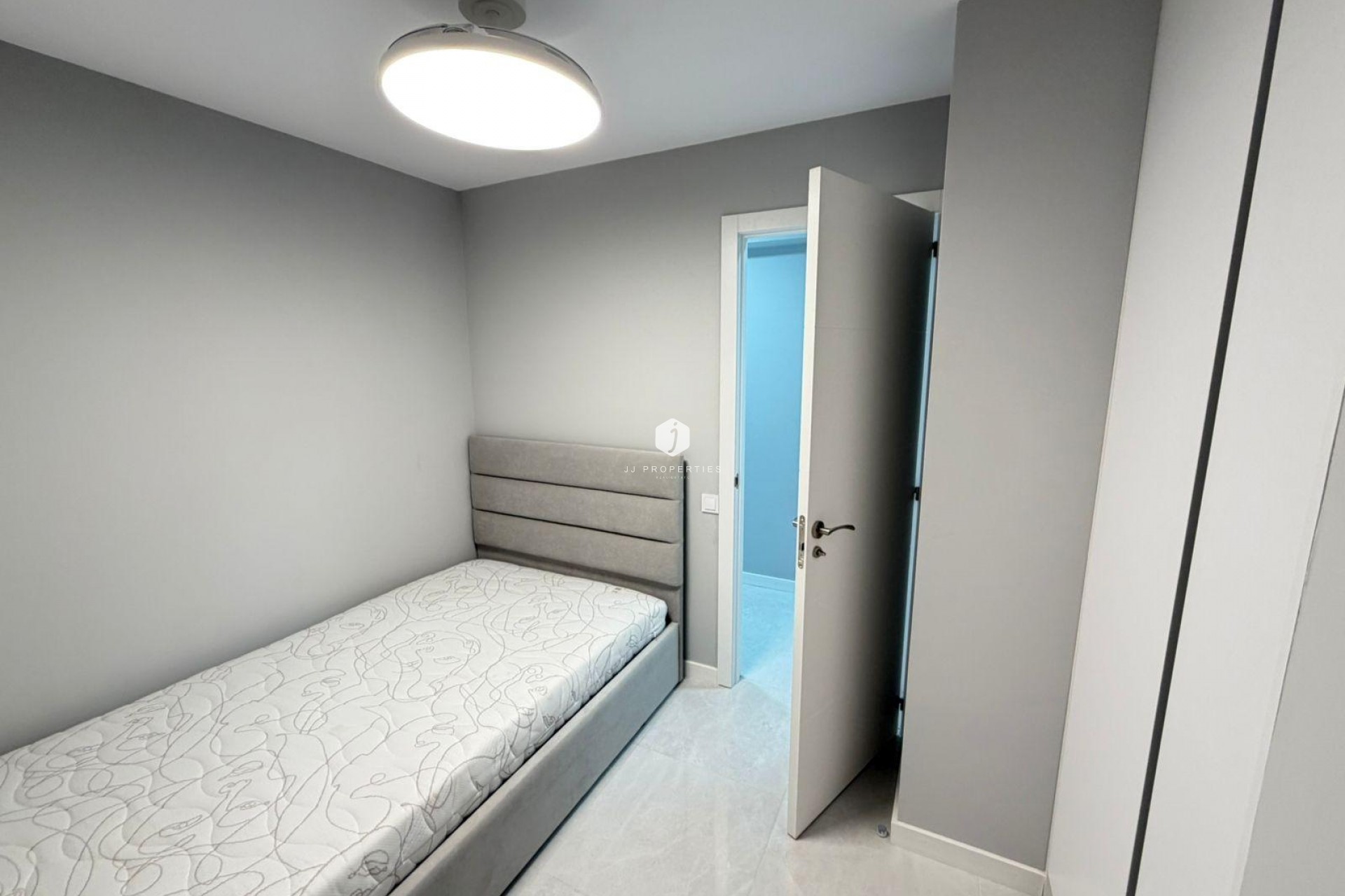 Aus zweiter Hand - Wohnung -
Torrevieja