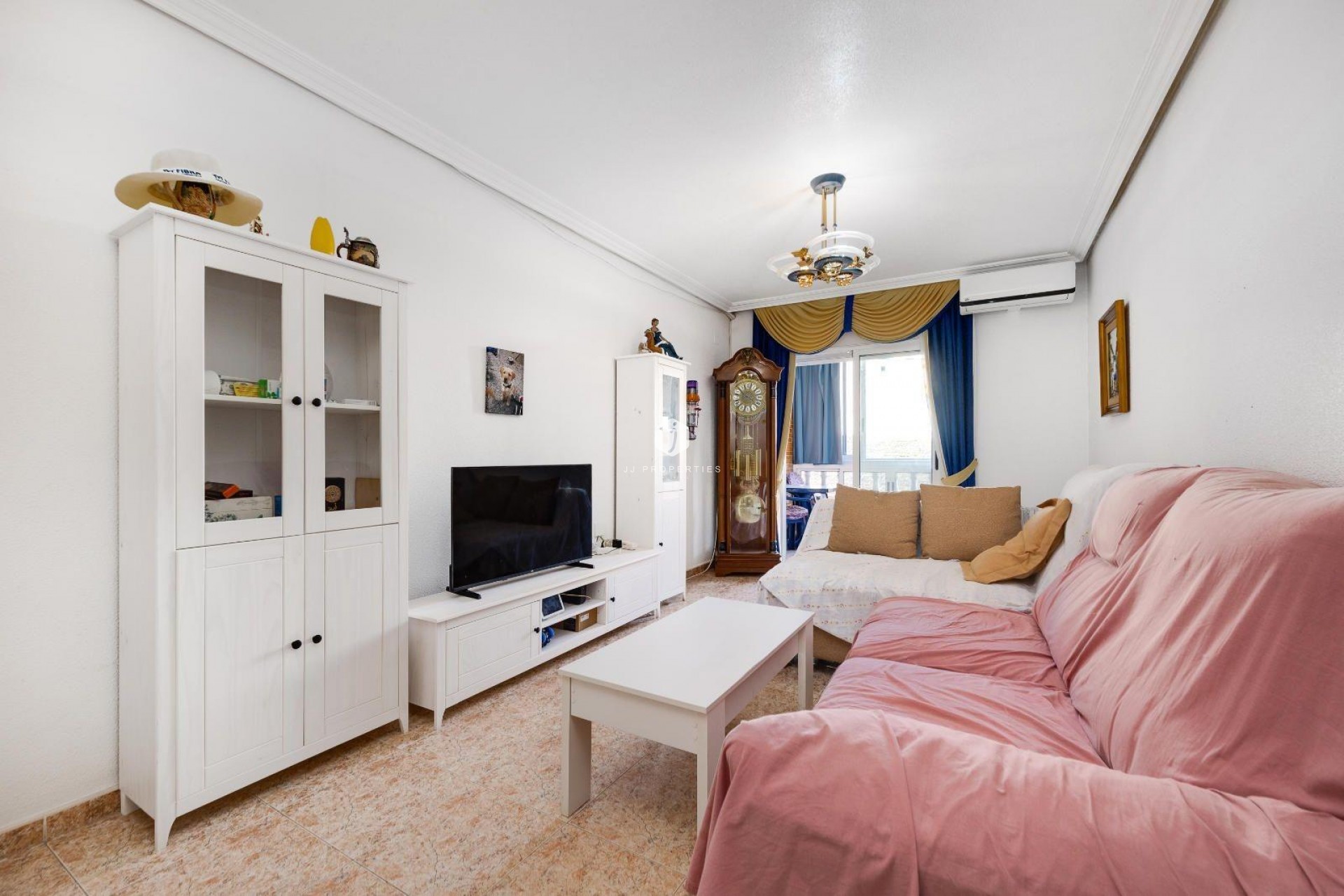 Aus zweiter Hand - Wohnung -
Torrevieja