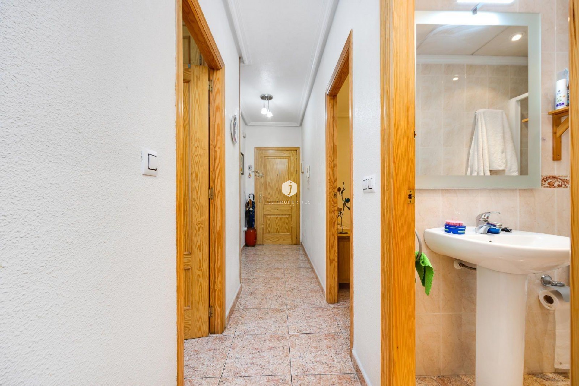 Aus zweiter Hand - Wohnung -
Torrevieja