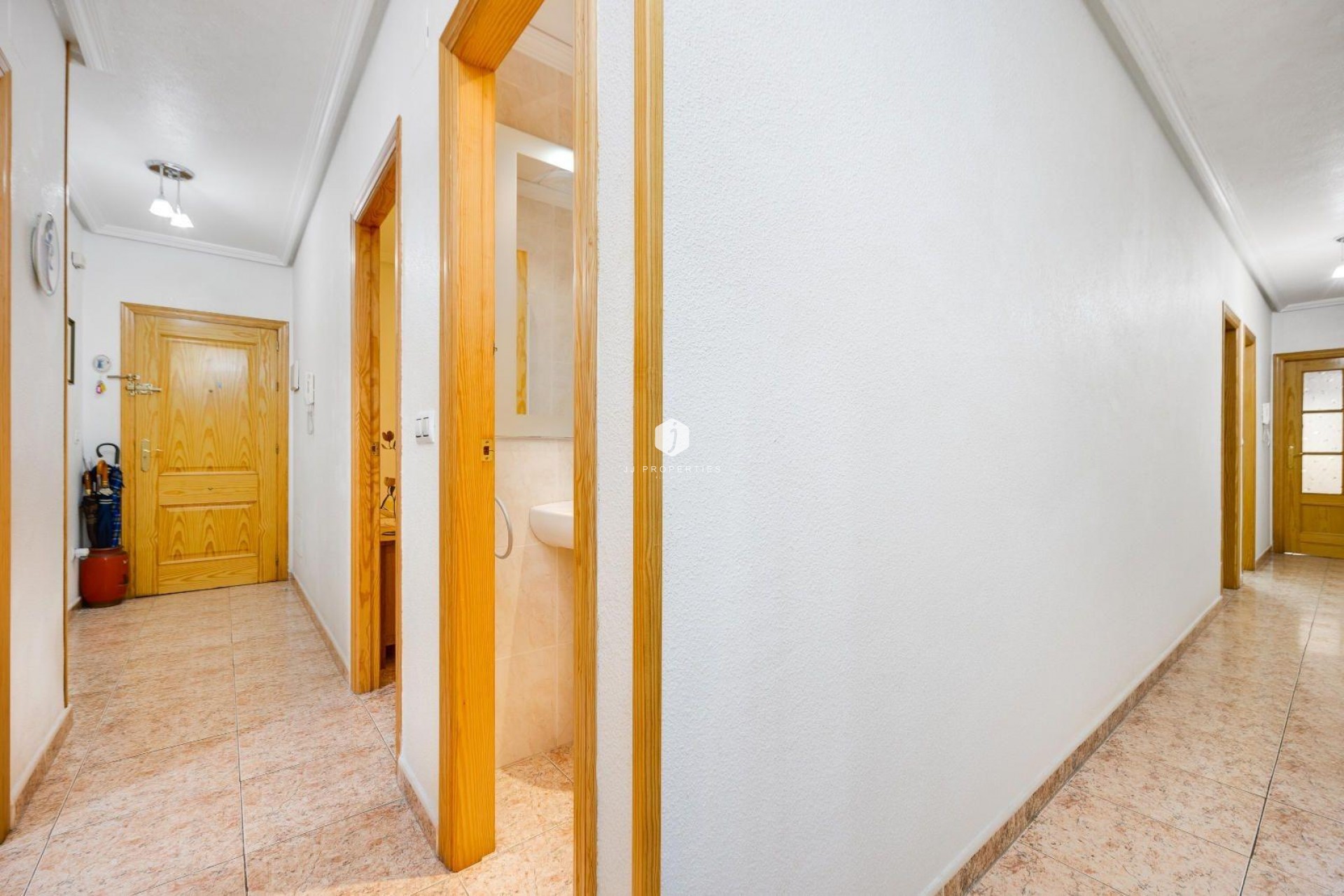 Aus zweiter Hand - Wohnung -
Torrevieja