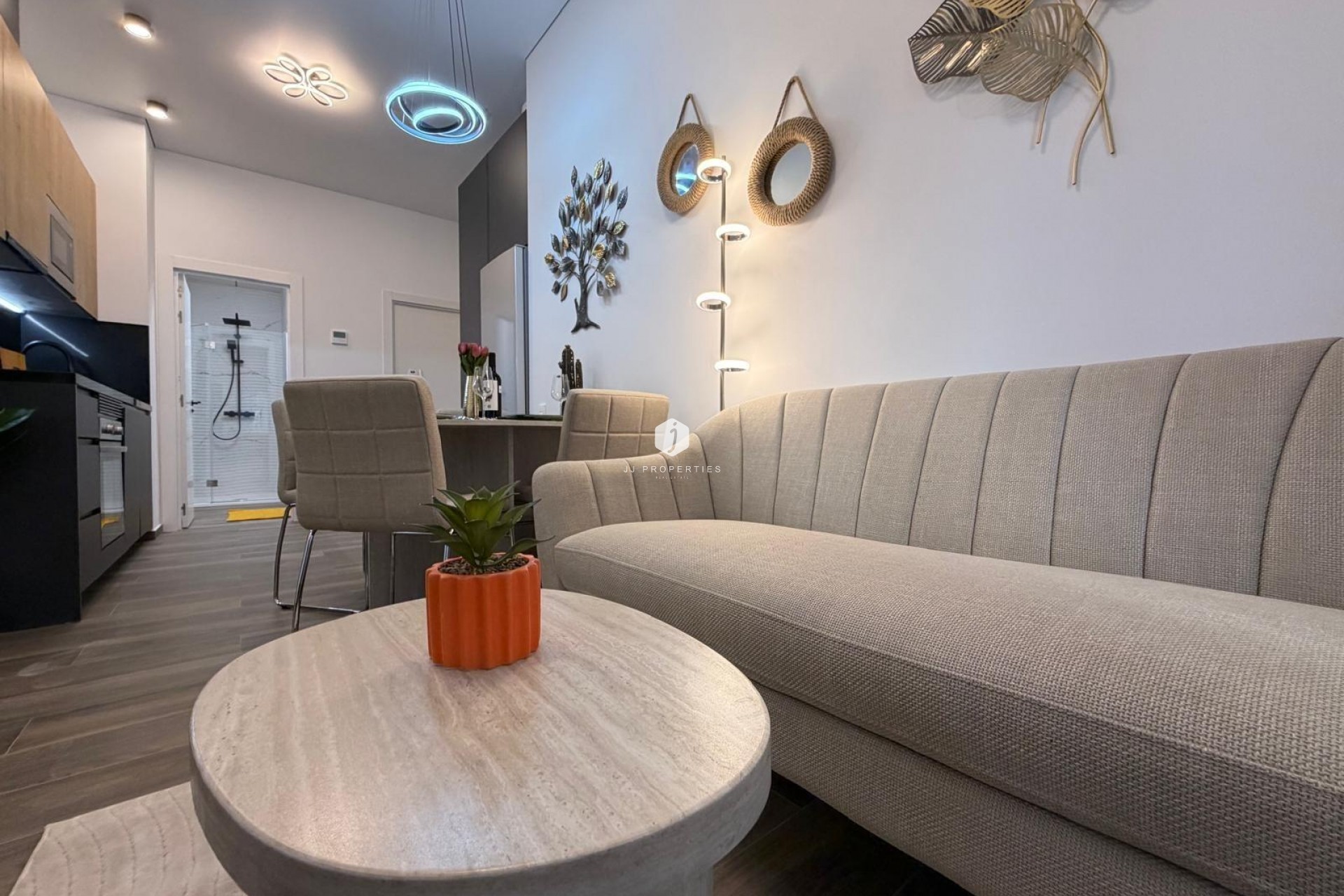 Aus zweiter Hand - Wohnung -
Torrevieja