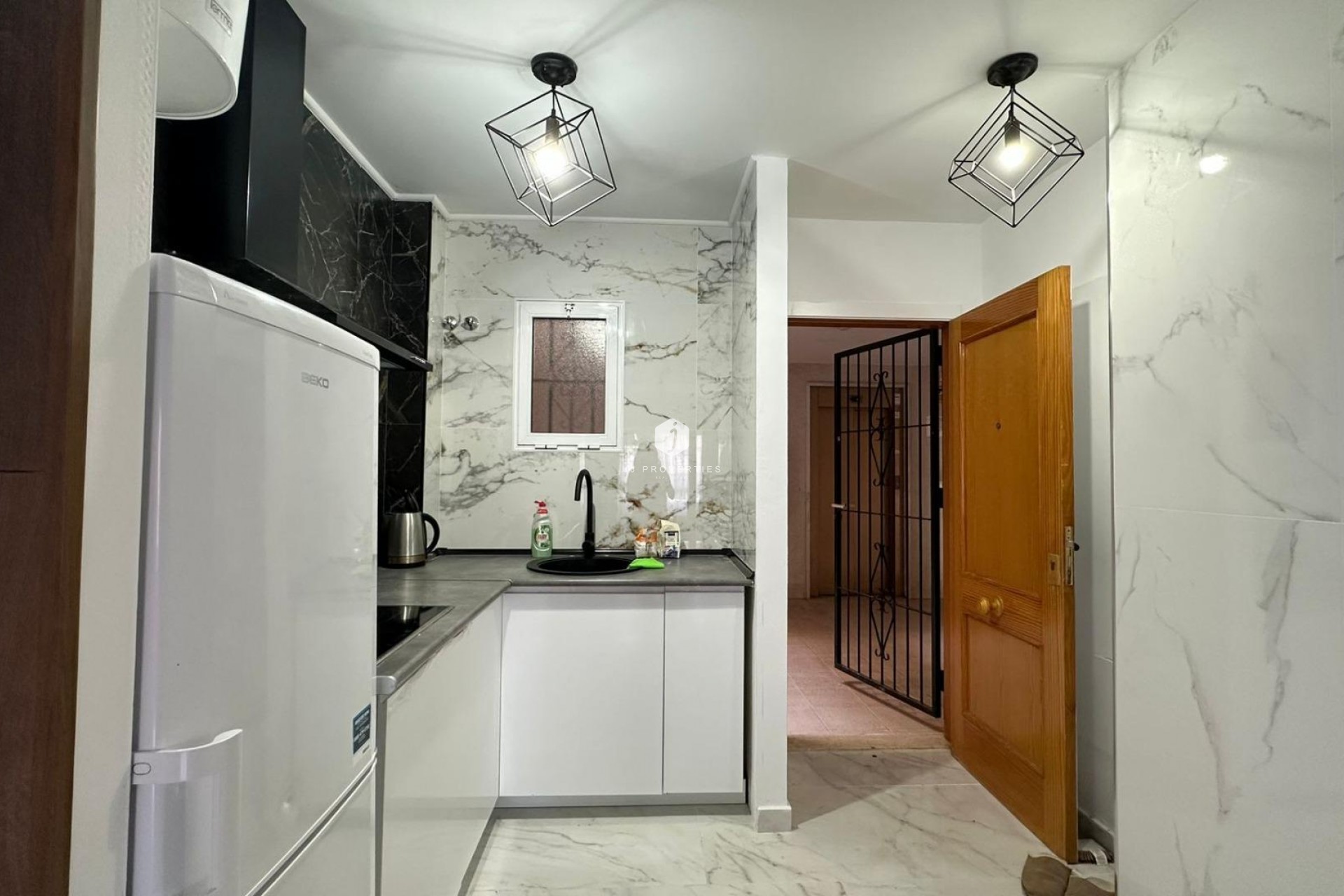 Aus zweiter Hand - Wohnung -
Torrevieja