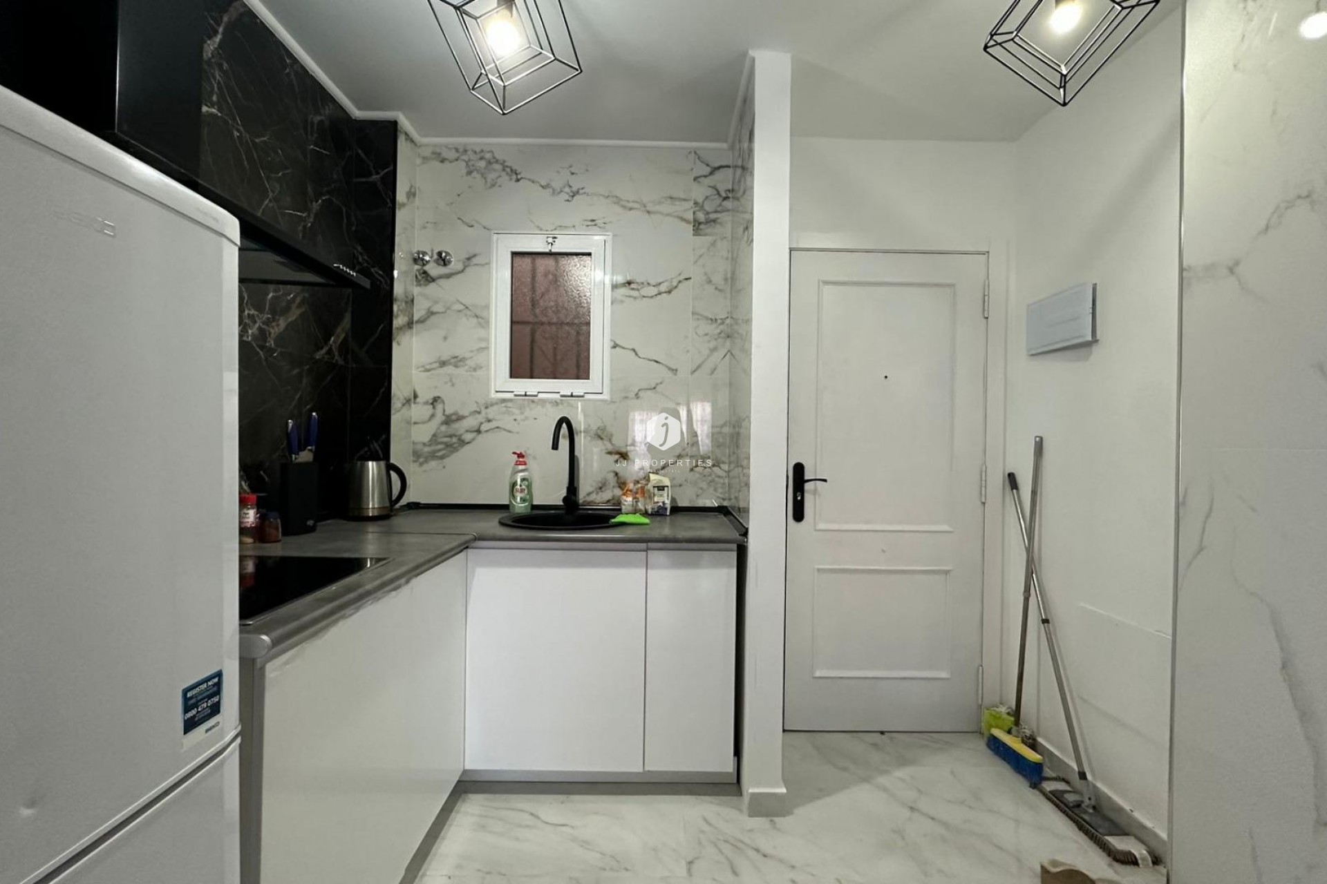 Aus zweiter Hand - Wohnung -
Torrevieja