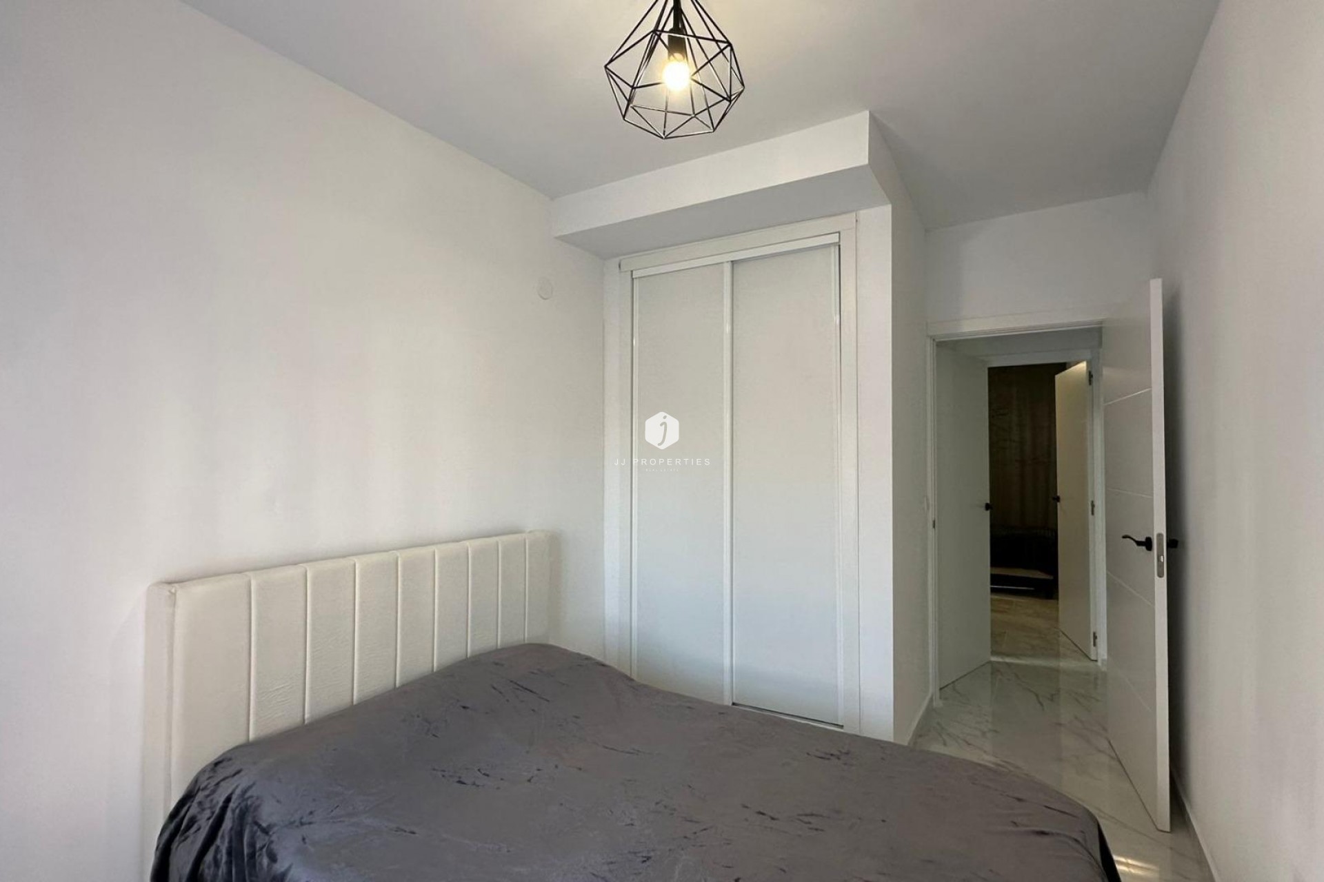 Aus zweiter Hand - Wohnung -
Torrevieja