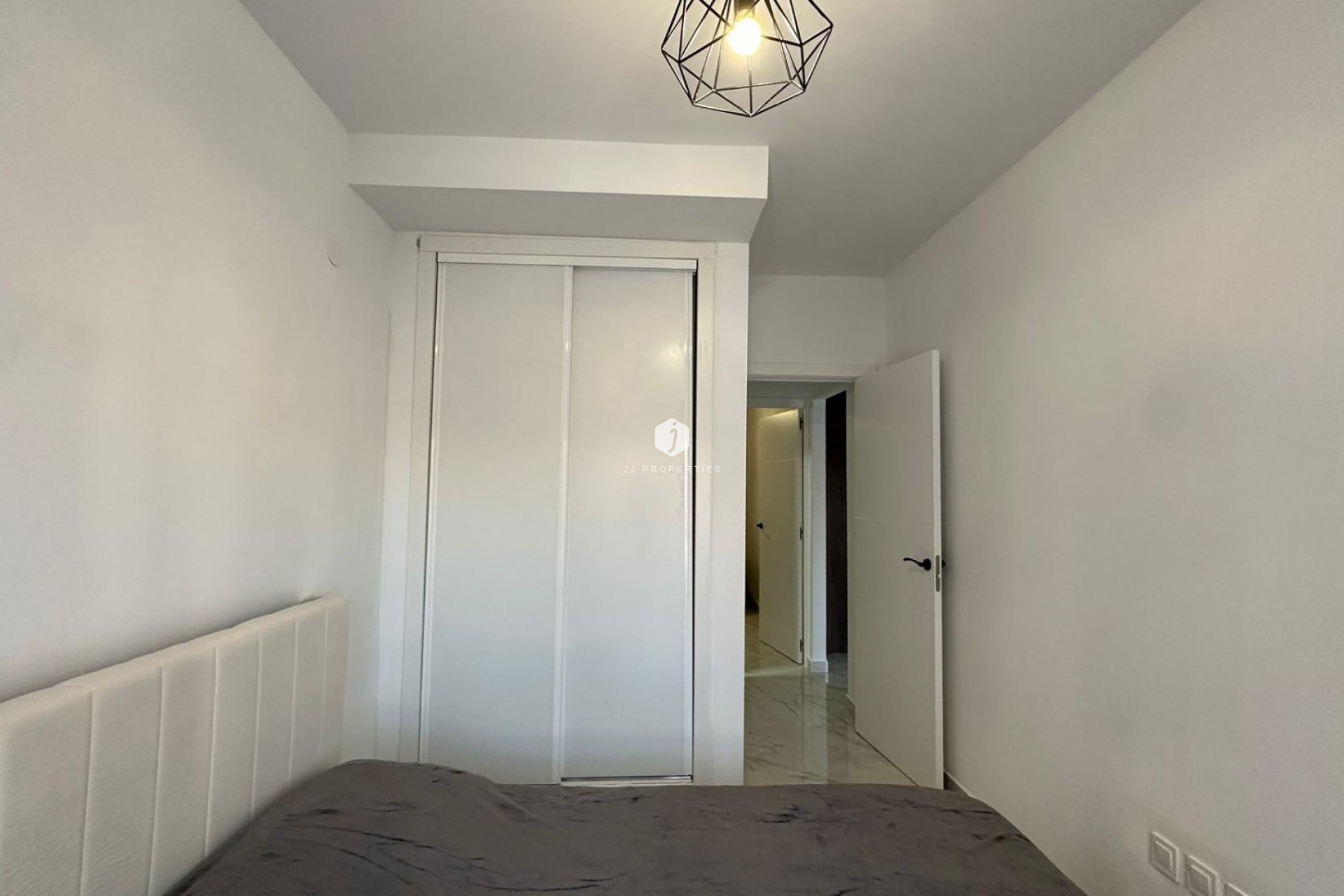 Aus zweiter Hand - Wohnung -
Torrevieja