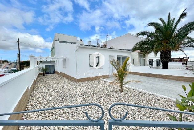 Bungalow - Resale - Ciudad Quesada -
                Costa Blanca