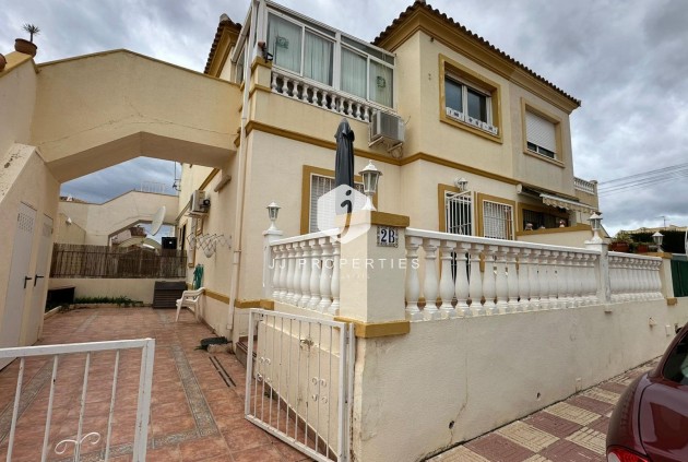 Bungalow - Resale - Orihuela Costa -
                Los Almendros-la Florida