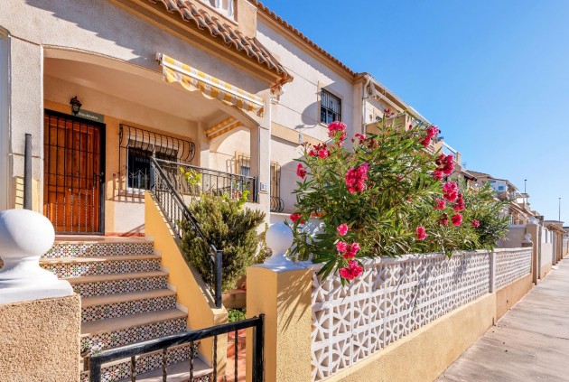 Bungalow - Resale - Torrevieja -
                aguas nuevas