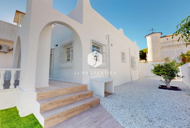 Bungalow - Segunda mano - Orihuela Costa -
                Costa Blanca