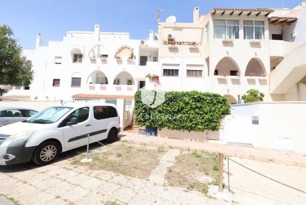 Bungalow - Segunda mano - Orihuela Costa -
                Costa Blanca