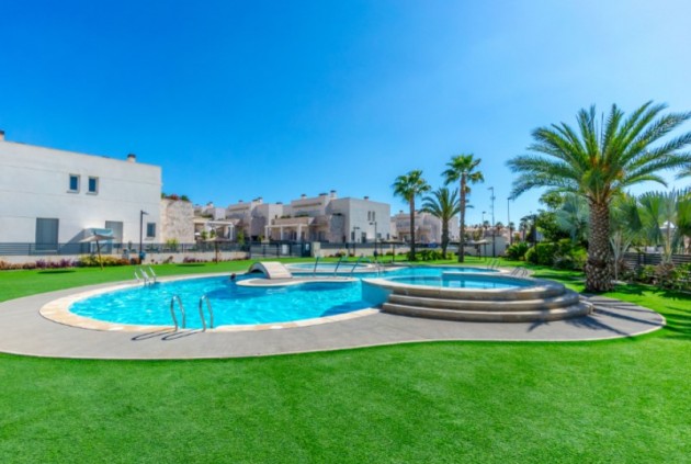 Bungalow - Segunda mano - Torrevieja -
                Costa Blanca