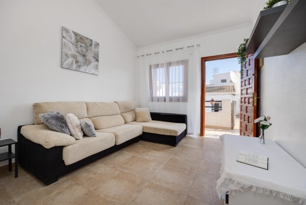 Bungalow - Segunda mano - Torrevieja -
                Los Frutales