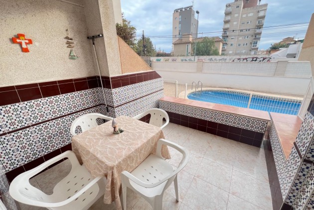 Bungalow - Segunda mano - Torrevieja -
                Nueva Torrevieja