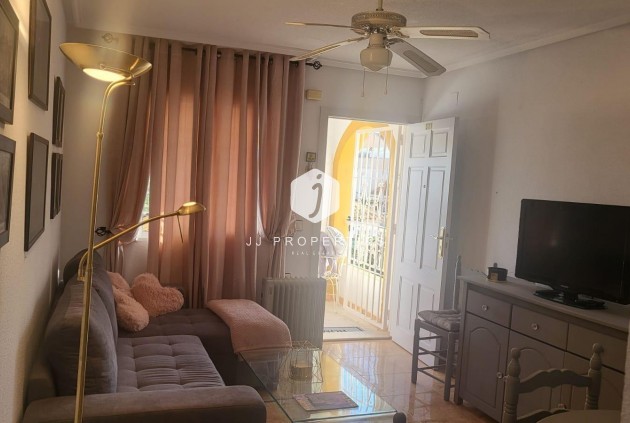 Bungalow - Segunda mano - Torrevieja -
                Torretas