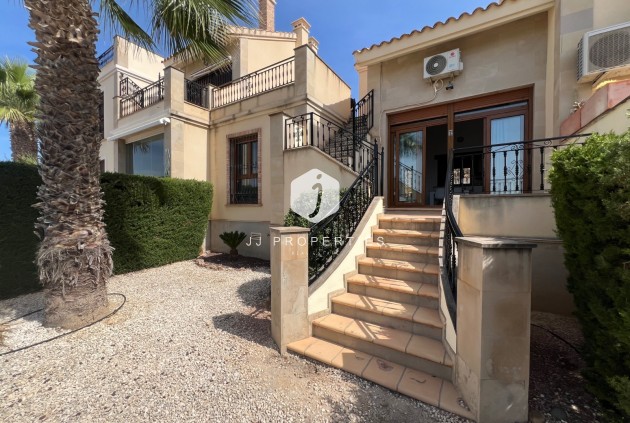 Bungalow - Tweedehands - Algorfa -
                Inland