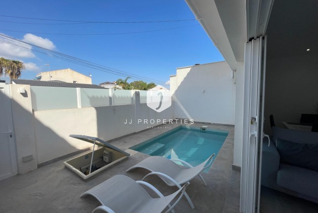 Bungalow - Tweedehands - Orihuela Costa -
                La Regia