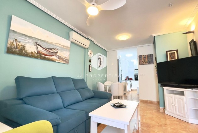 Bungalow - Tweedehands - Torrevieja -
                Centro