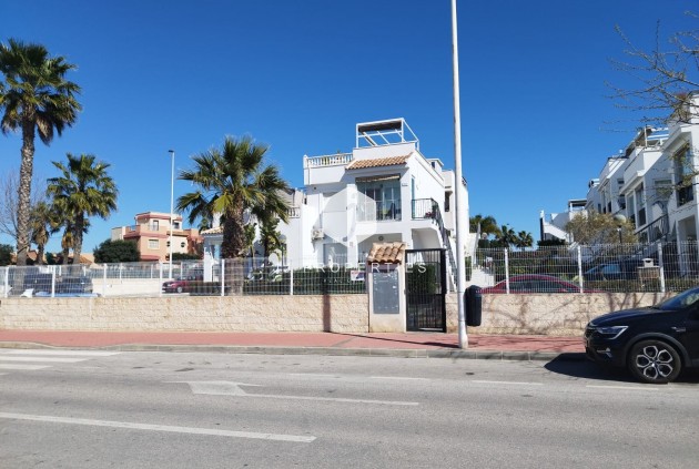 Bungalow - Tweedehands - Torrevieja -
                Costa Blanca