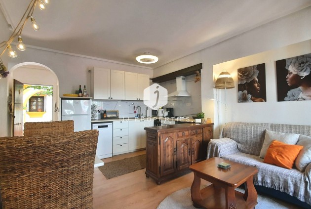 Bungalow - Tweedehands - Torrevieja -
                La Mata