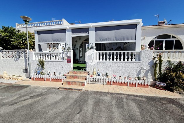 Bungalow - Z drugiej ręki - Torrevieja -
                La Siesta - El Salado - Torreta